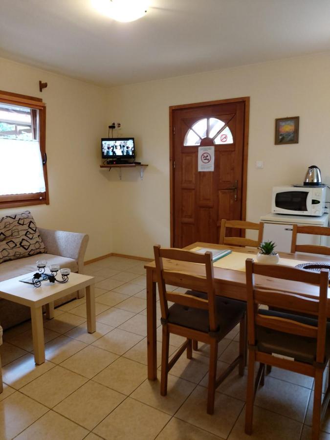 Dream Horse Apartman Cserkeszőlő المظهر الخارجي الصورة