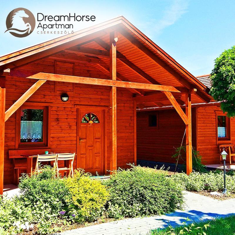 Dream Horse Apartman Cserkeszőlő المظهر الخارجي الصورة