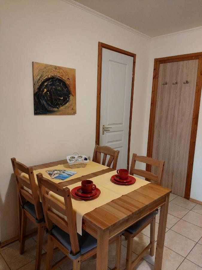 Dream Horse Apartman Cserkeszőlő المظهر الخارجي الصورة